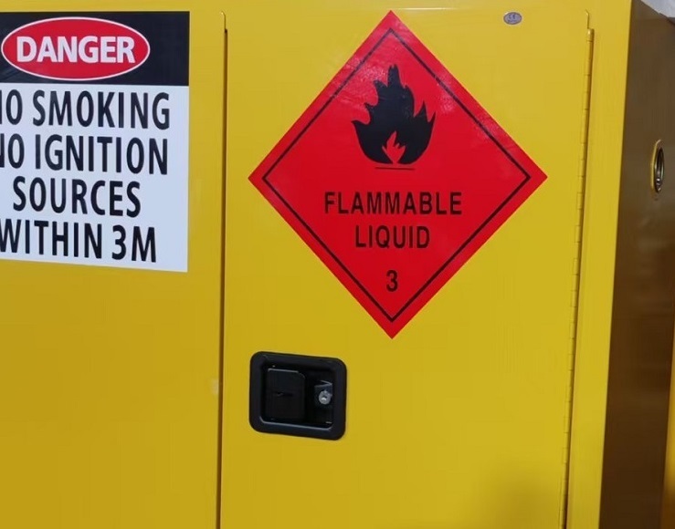 最新の企業ブログについて オーストラリア向け産業安全保管機器出荷：ENおよびVDMA準拠の標準化された配送